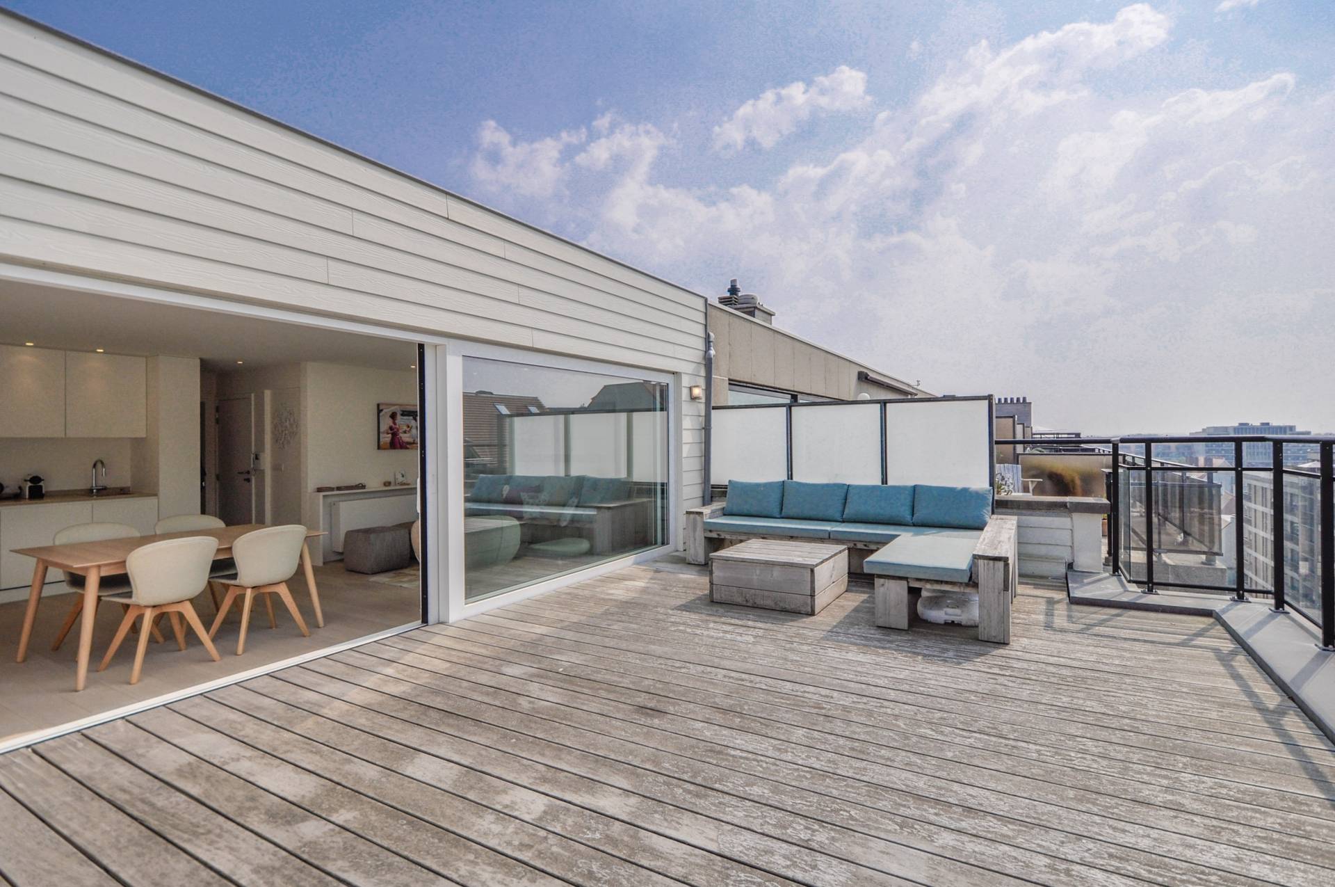 VERKOOP  Appartement 2 SLPK Knokke-Heist -Penthouse / Zeezicht / 2 terrassen