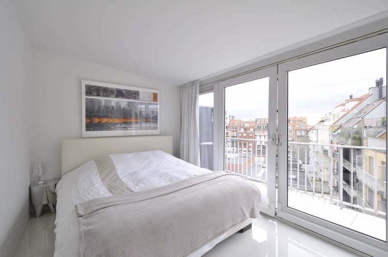 VERHUUR  Appartement 2 SLPK Knokke-Heist -Penthouse Kustlaan / vlakbij Lichttorenplein