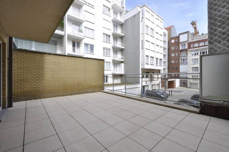 VERHUUR  Appartement 3 SLPK Knokke-Zoute -Zeewindstraat /zijdelings zeezicht