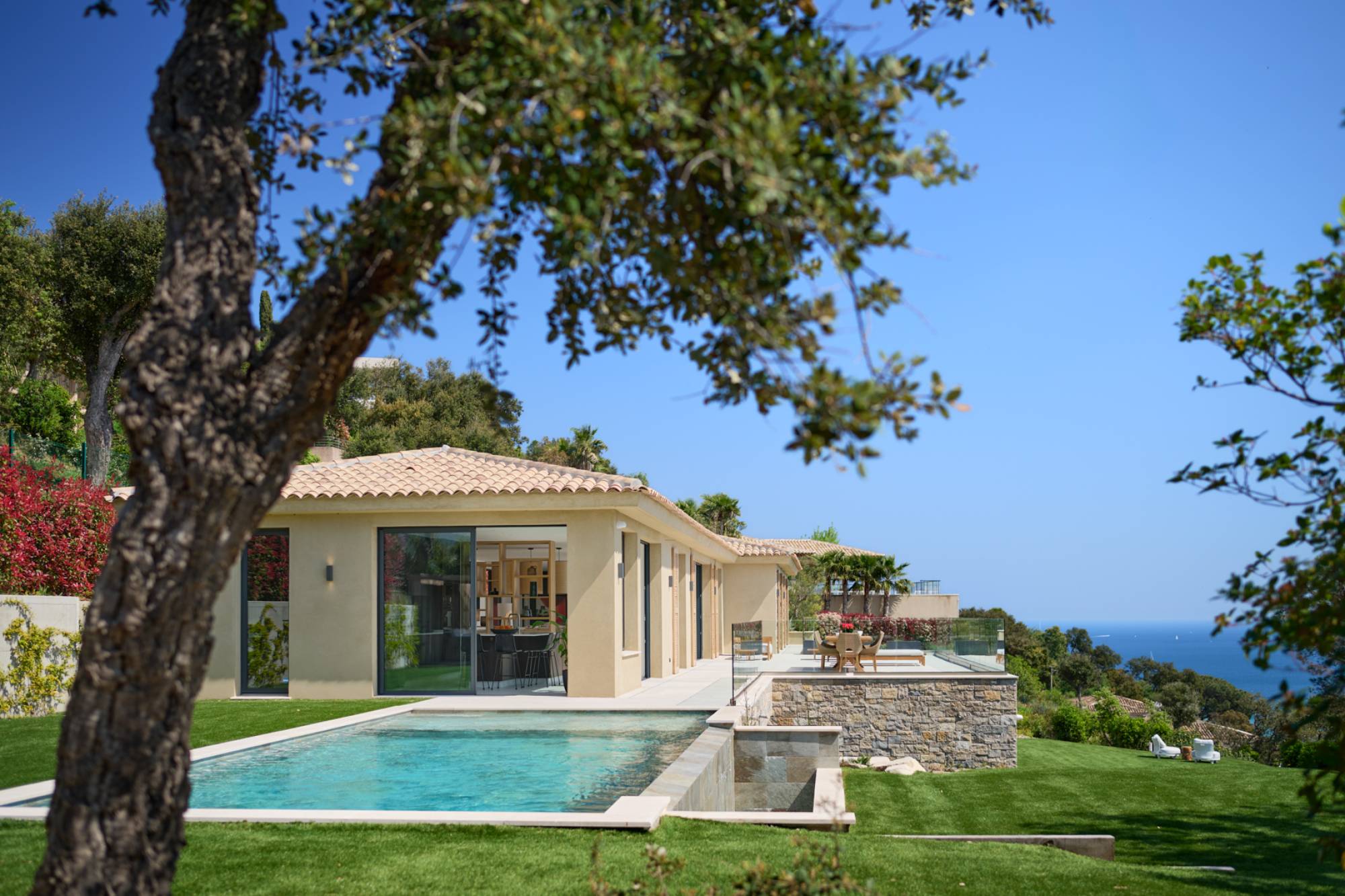 VERKOOP  VILLA 5 SLPK GRIMAUD - Panoramisch zeezicht
