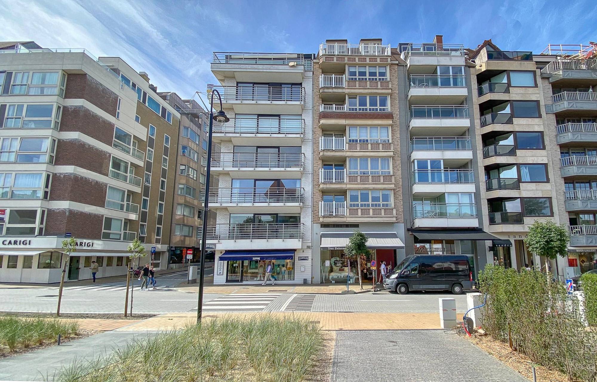 VERHUUR  Appartement 2 SLPK Knokke-Zoute - Kustlaan / ongemeubileerd / Zoute-stijl