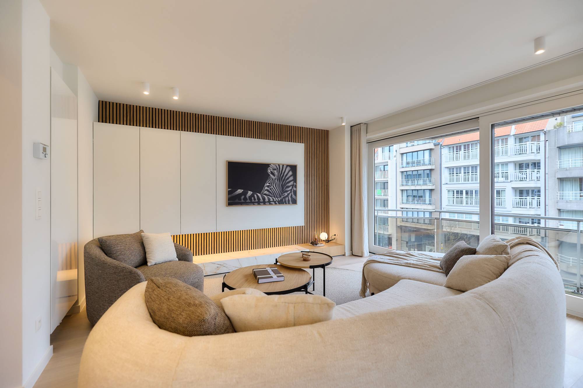 VERKOOP Appartement 3 SLPK Knokke-Heist - Lippenslaan / totaalrenovatie / meubilair inclusief!