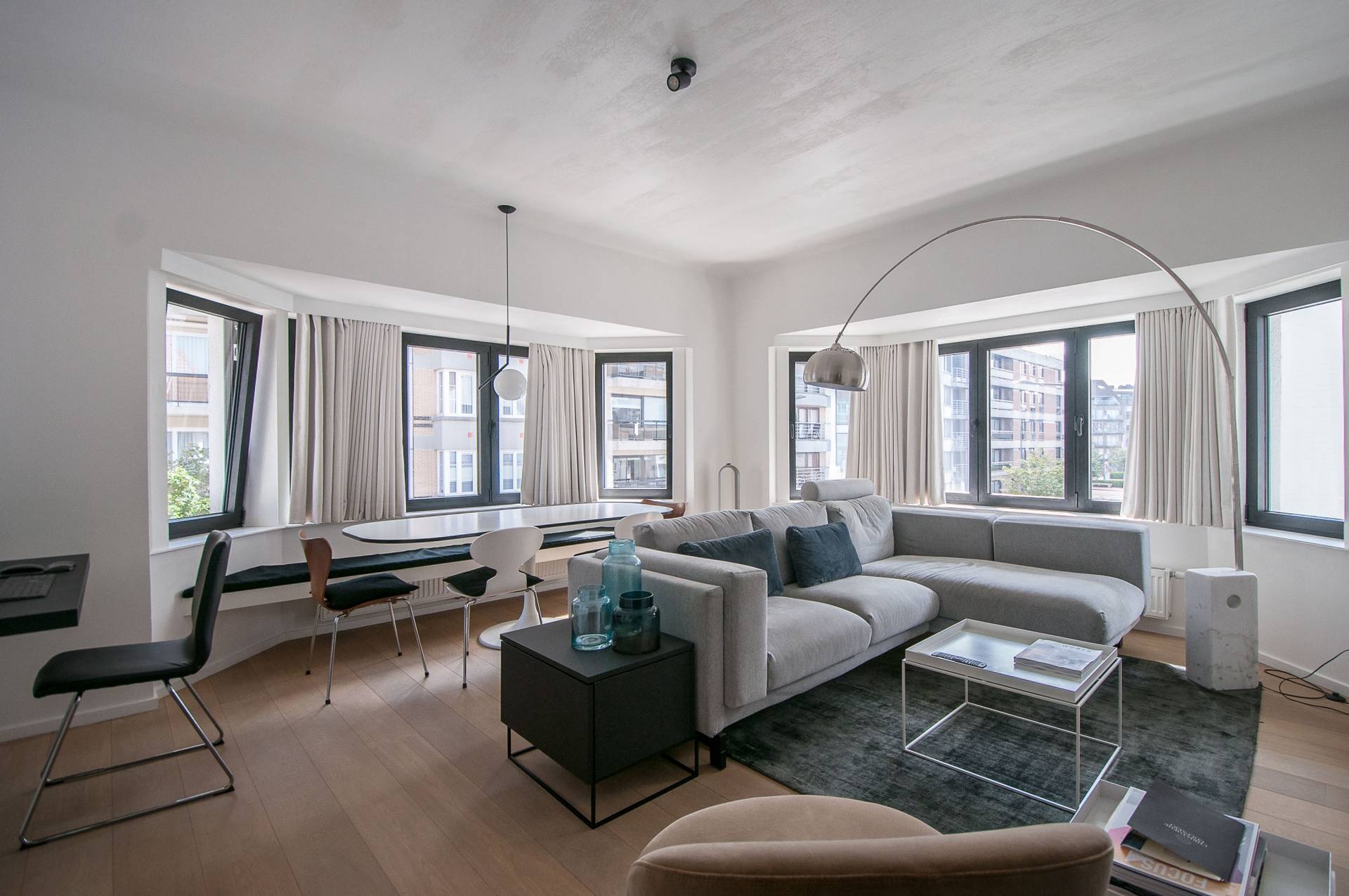 VERKOOP  Appartement 2 SLPK Knokke-Heist - Meerminlaan / Hoekappartement in villaresidentie