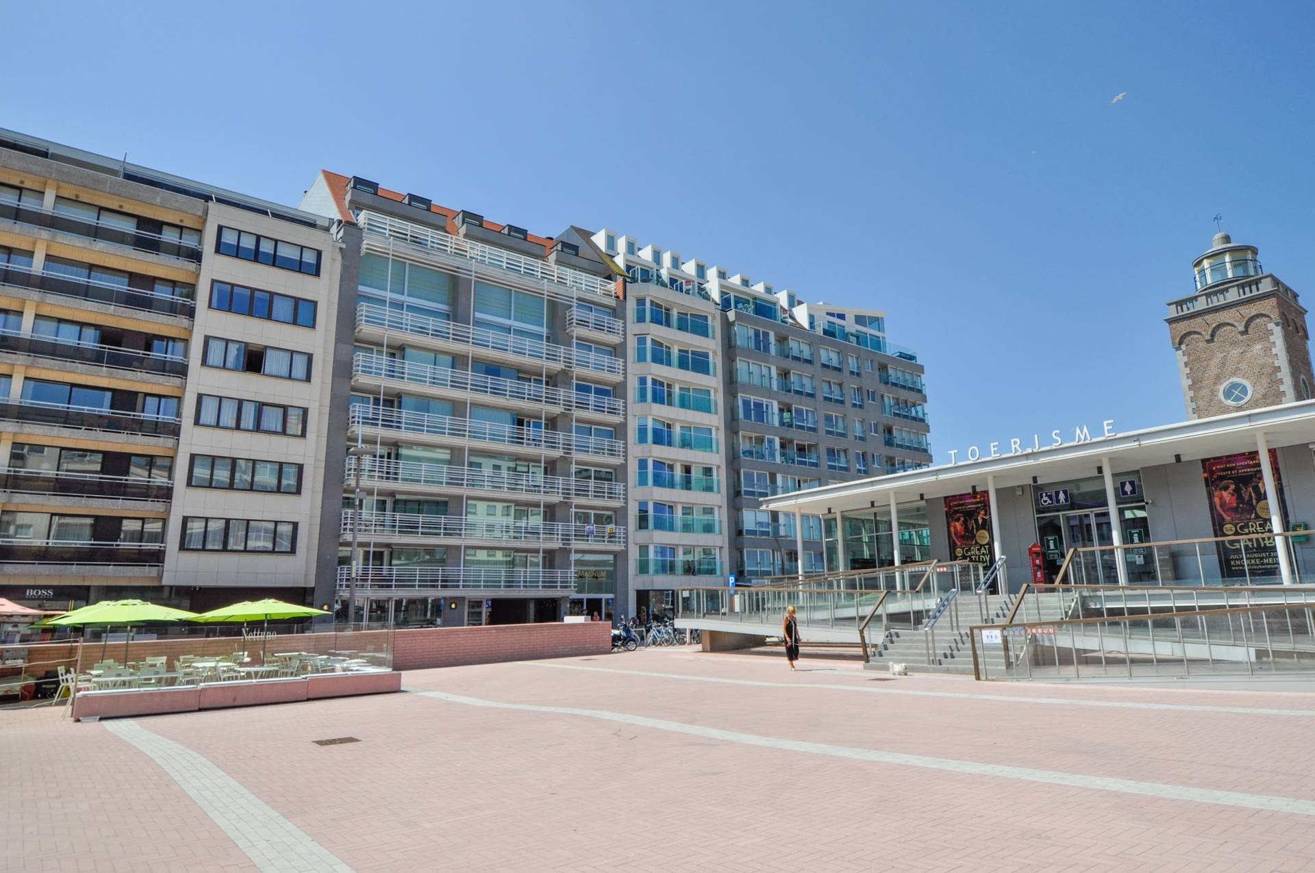 VERHUUR  Appartement 2 SLPK Knokke-Heist -Lichttorenplein / zeezicht