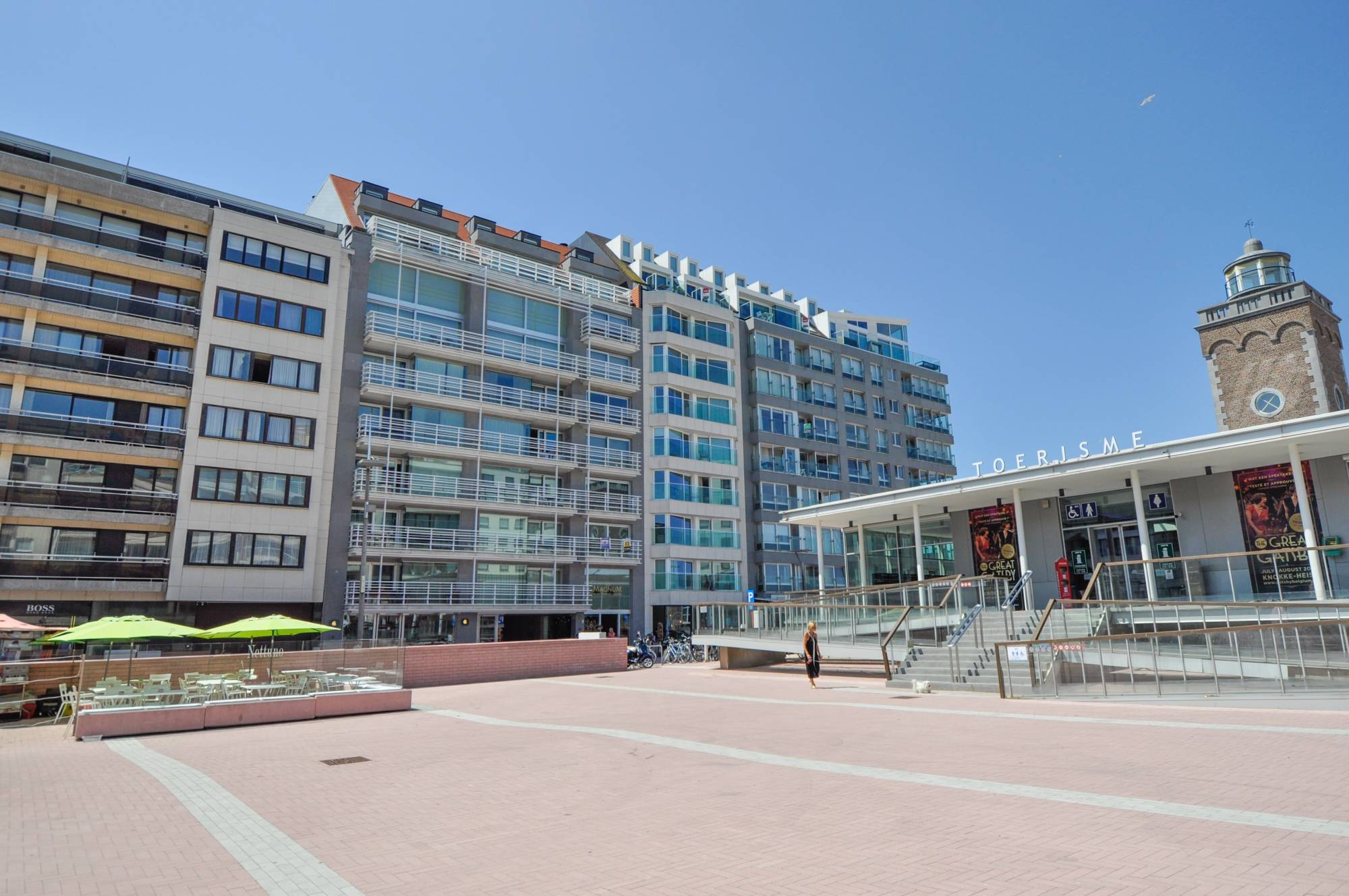 VERHUUR Appartement 2 SLPK Knokke-Heist - Lichttorenplein / mooi zijdelings zeezicht