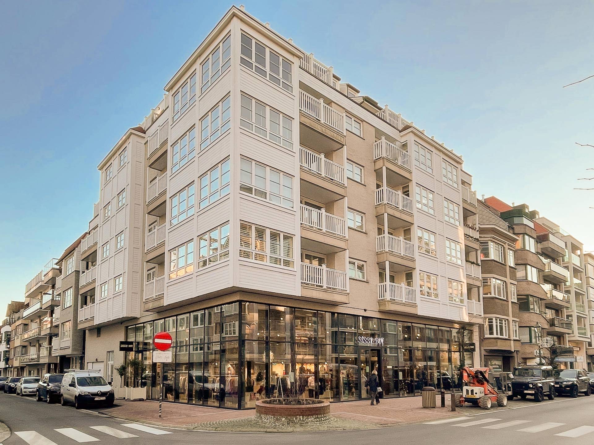 VERHUUR  Appartement Knokke-Heist -  Luxueus appartement met garage, op topligging in Knokke