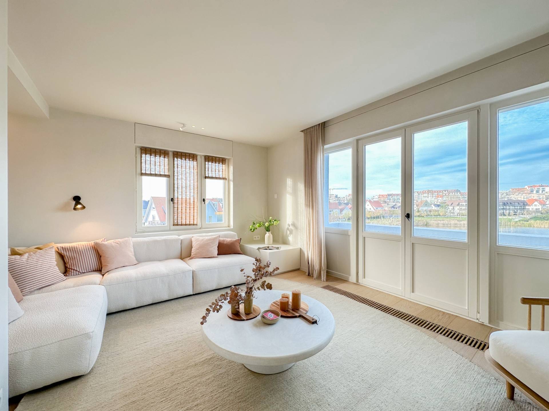 VERKOOP Appartement 4 SLPK Knokke-Heist - Tijdloze renovatie / zicht op het Zegemeer