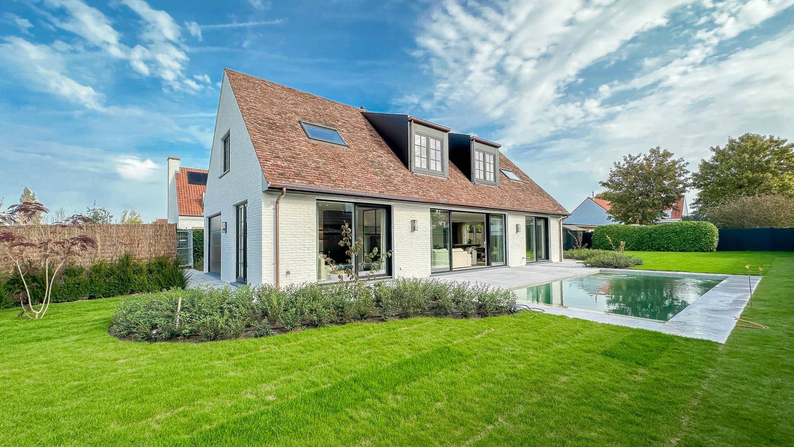 VERKOOP Villa 4 SLPK Knokke-Heist -  Alleenstaande villa met zwembad