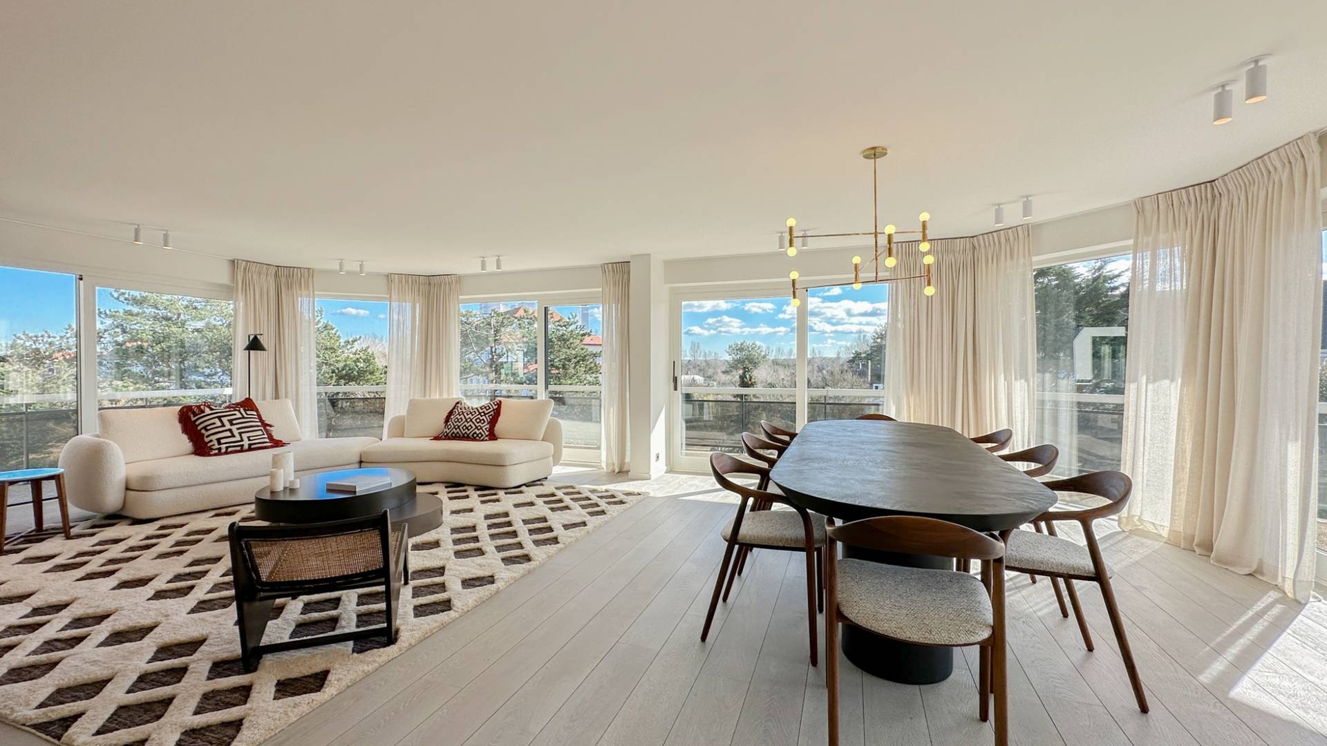 VERKOOP  Appartement 4 SLPK Knokke-Zoute - TOP afgewerkt appartement in villaresidentie / nabij Wandeldijk