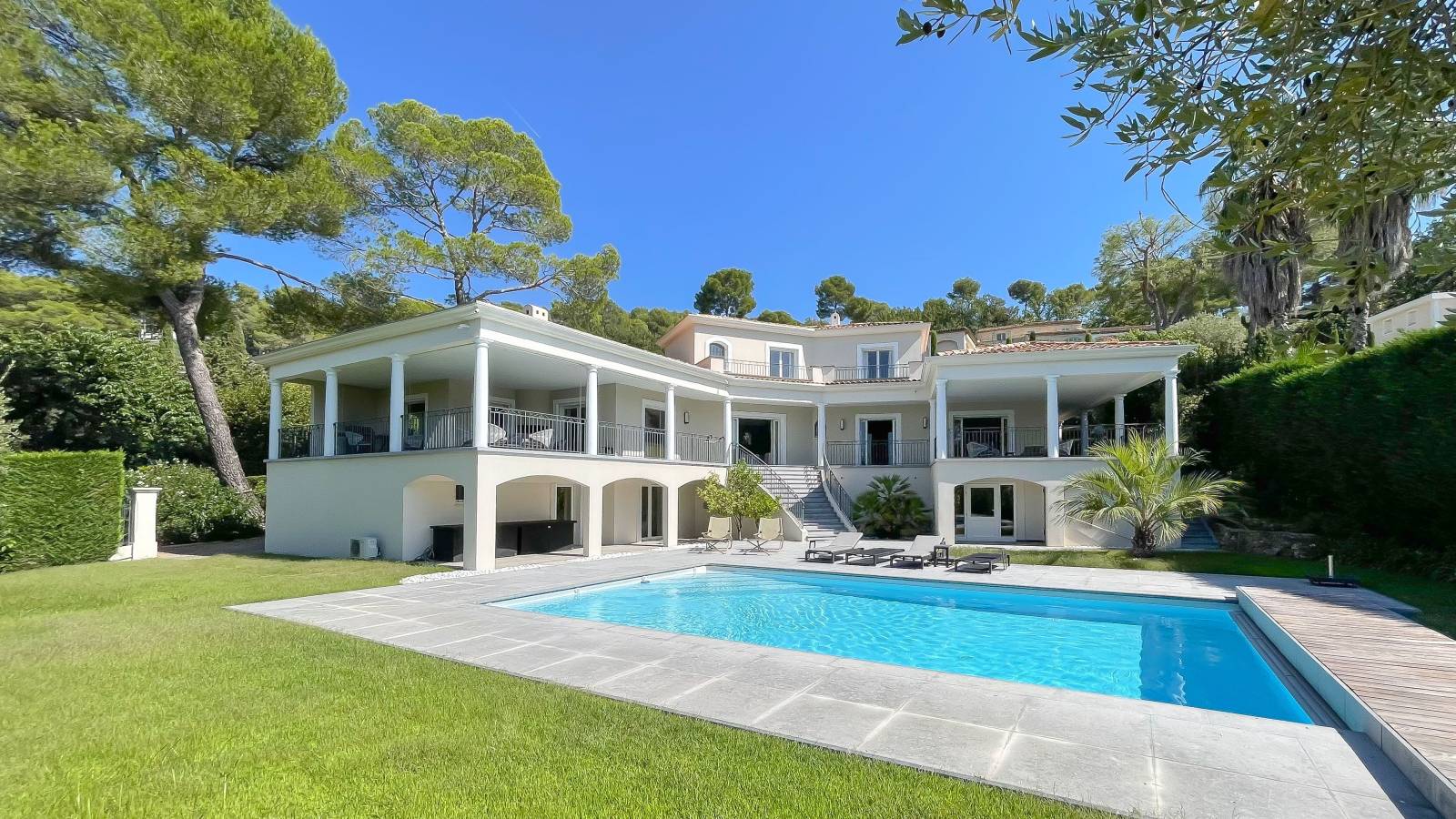 VERKOOP Villa 6 SLPK Mougins / FRANCE - Gerenoveerde villa