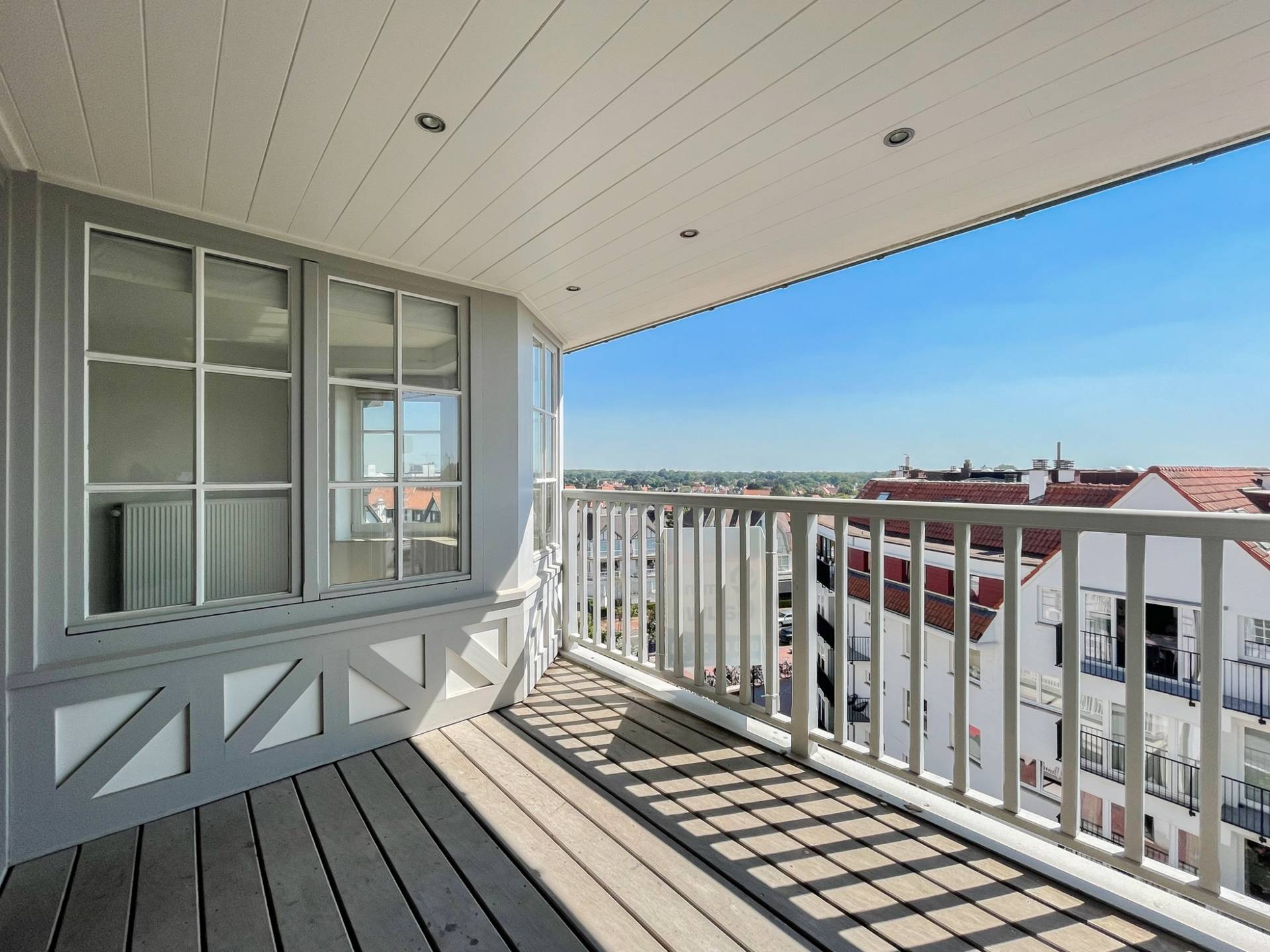 VERHUUR  Appartement 2 SLPK Knokke-Heist -Zonnig en overdekt terras