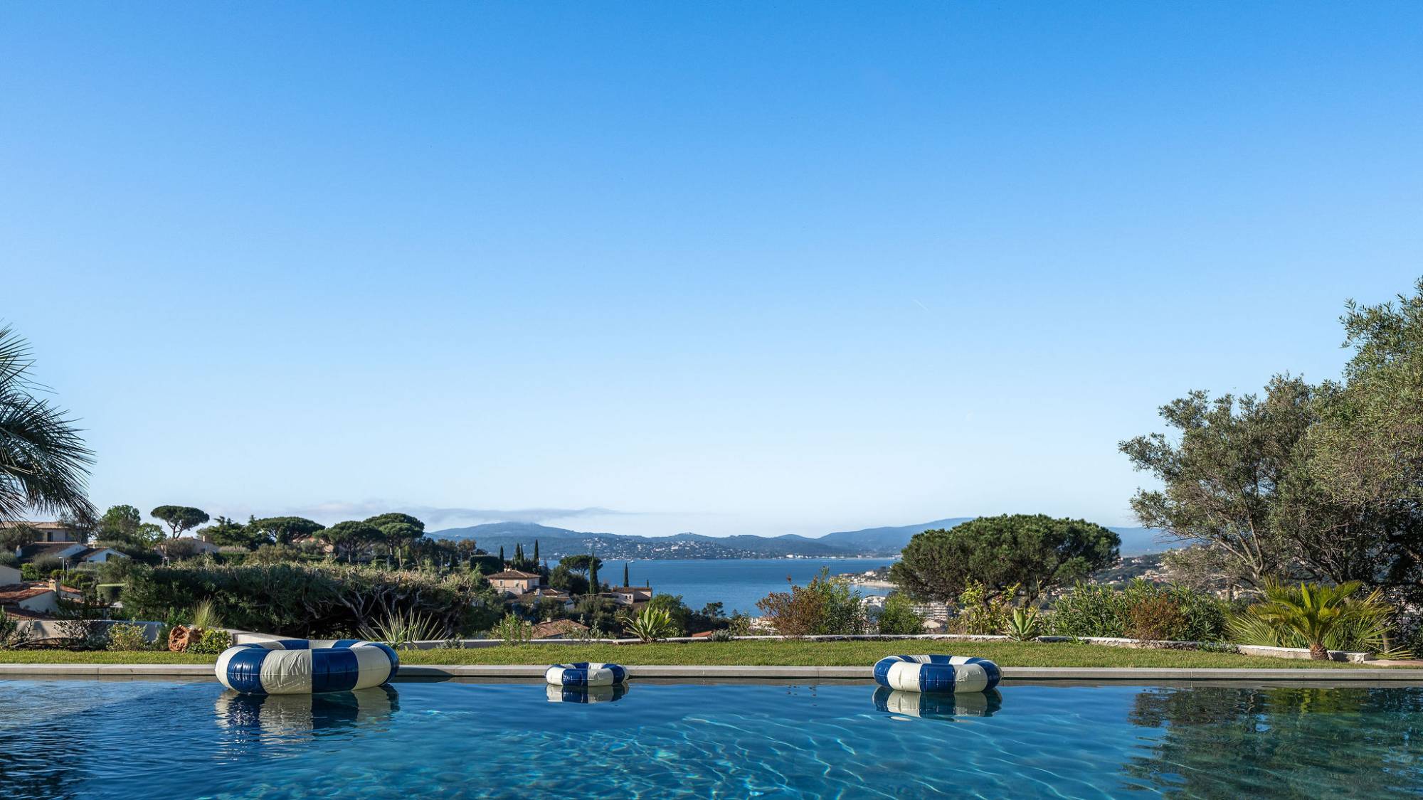 VERKOOP Villa 4 SLPK SAINTE-MAXIME - Panoramisch zeezicht