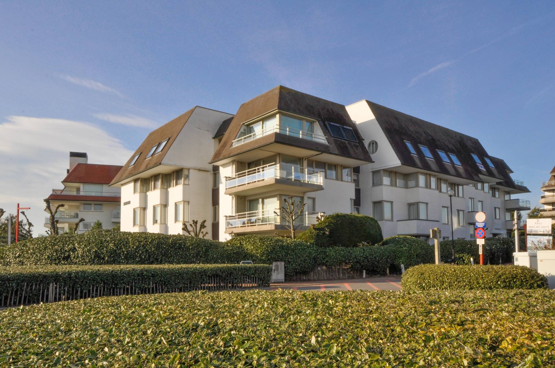 VERKOOP  Appartement 1 SLPK Knokke-Zoute -tuinappartement villaresidentie Zwincorner