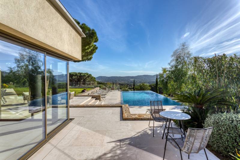 VERKOOP Villa 4 SLPK RAMATUELLE / UITZONDERLIJKE EIGENDOM