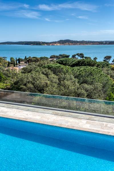 VERKOOP Villa 5 SLPK Grimaud - Golf van Saint-Tropez / uniek zeezicht