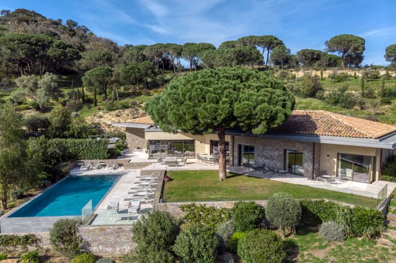 VERKOOP Villa 4 SLPK RAMATUELLE / UITZONDERLIJKE EIGENDOM