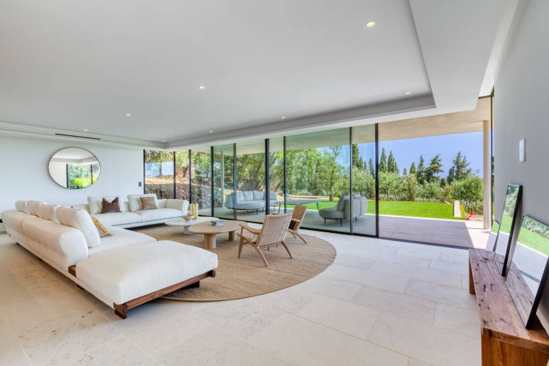 VERKOOP  VILLA 5 SLPK RAMATUELLE - Nieuwbouwvilla met zicht op Pampelonne