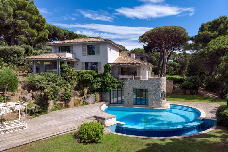 VERKOOP VILLA 7 SLPK - LES PARCS DE SAINT-TROPEZ / adembenemend zeezicht