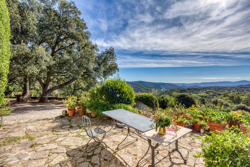 VERKOOP HAMEAU (bestaande uit 5 huizen) - LA GARDE-FREINET - Panoramisch uitzicht