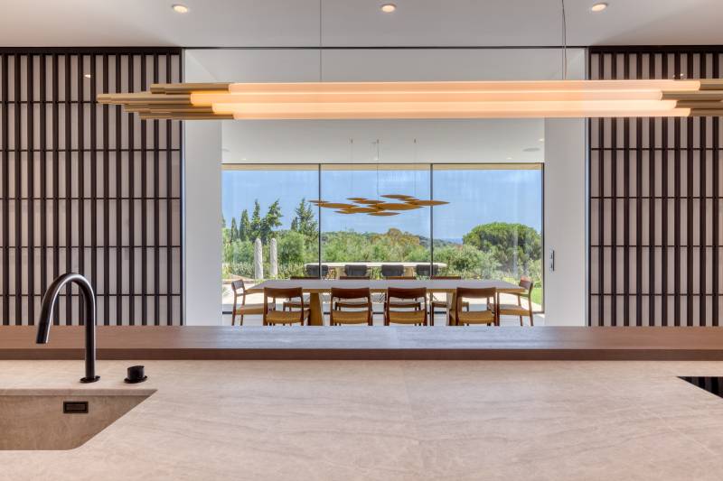 VERKOOP  VILLA 5 SLPK RAMATUELLE - Nieuwbouwvilla met zicht op Pampelonne