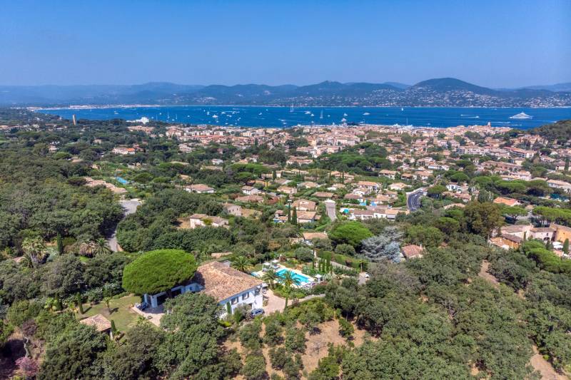 VERKOOP LUXE VILLA  9 SLPK - SAINT-TROPEZ - PRIVE-DOMEIN / Adembenemend zeezicht
