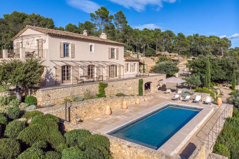 VERKOOP VILLA 3 SLPK - Entrecasteaux - Provençaalse villa / panoramisch uitzicht / perfecte afwerking!