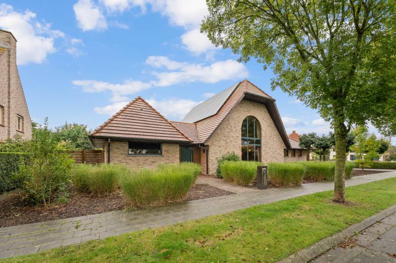 VERKOOP VILLA 4 SLPK Lissewege - Alleenstaande villa / rustige woonwijk