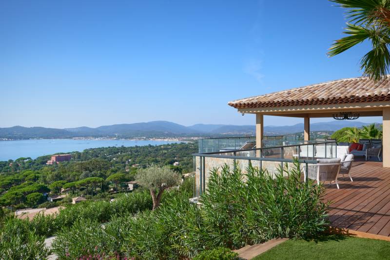 VERKOOP VILLA 6 SLPK GRIMAUD - Panoramisch zeezicht