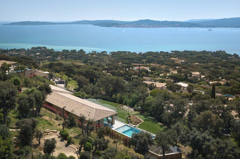 VERKOOP  VILLA 5 SLPK GRIMAUD - Panoramisch zeezicht