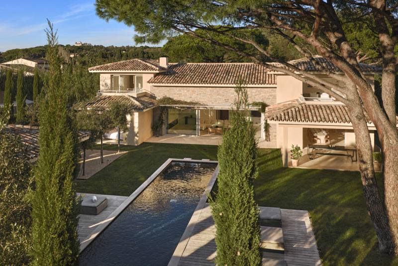 VERKOOP VILLA 7 SLPK - SAINT-TROPEZ - nieuwbouwvilla / tijdloze elegantie - Salins