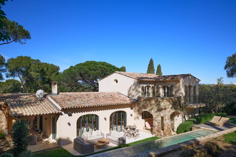 VERKOOP  VILLA 5 SLPK SAINT-TROPEZ - beveiligd domein 