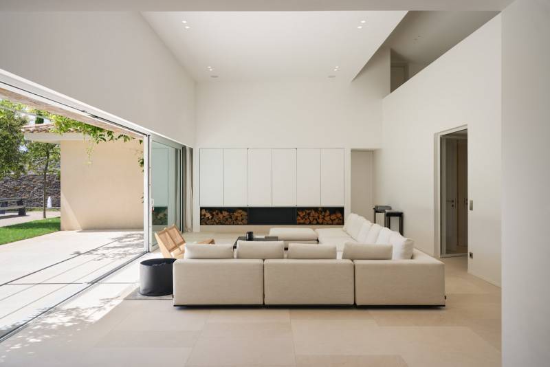 VERKOOP VILLA 7 SLPK - SAINT-TROPEZ - nieuwbouwvilla / tijdloze elegantie - Salins