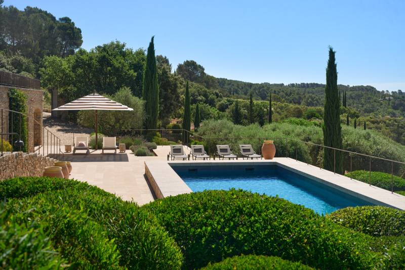 VERKOOP VILLA - Entrecasteaux - Uitzonderlijk Provençaals meesterwerk