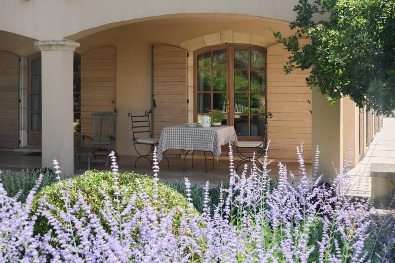 VERKOOP VILLA - Entrecasteaux - Uitzonderlijk Provençaals meesterwerk