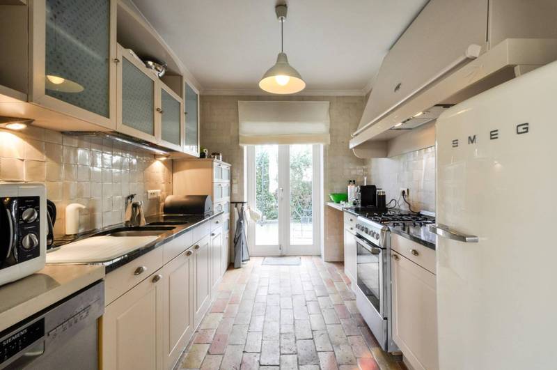 VERHUUR Villa 4 SLPK Knokke-Zoute - Charmante koppelvilla, gelegen op de Zoutelaan