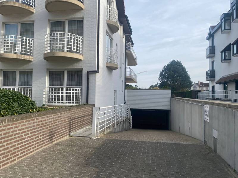VERHUUR Garagebox Knokke Zoute -  Vroege Zonne