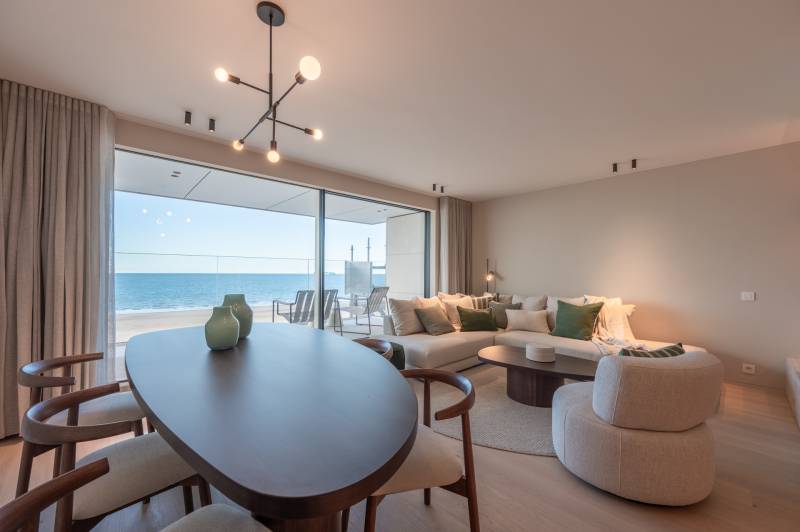 VERKOOP APPARTEMENT 3 SLPK Knokke-Zoute - ZEEDIJK / Adembenemend zeezicht