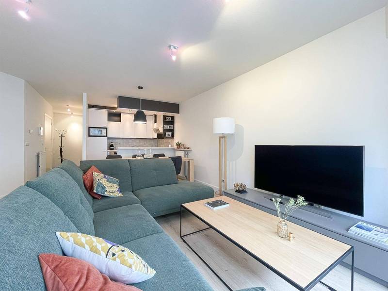 VERHUUR  Appartement 2 SLPK Knokke-Zoute - Zijdelings zeezicht / aan het Driehoeksplein 