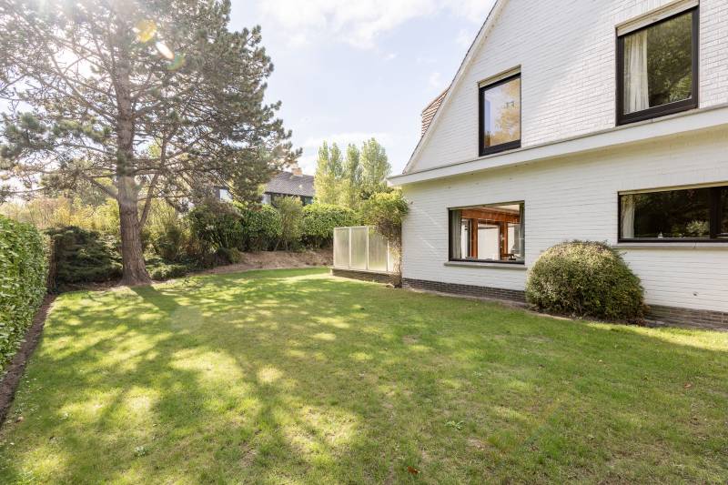VERKOOP VILLA 4 SLPK Knokke-Zoute - Koppelvilla / Bronlaan vlakbij Oosthoeklein