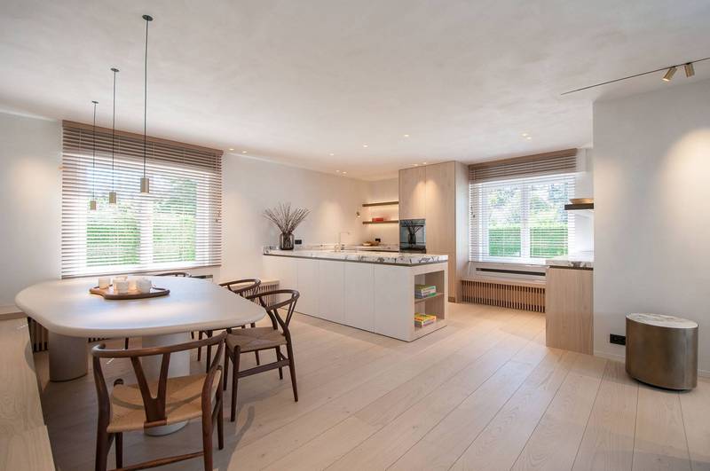 VERKOOP  Appartement 4 SLPK Knokke-Zoute -  Tuinappartement nabij Wandeldijk / TOPRENOVATIE