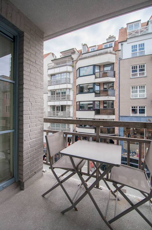 VERKOOP  Appartement 2 SLPK Knokke-Zoute - 2 volwaardige slpk / nabij het Driehoeksplein