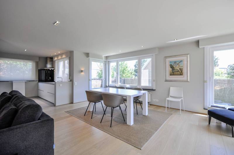 VERKOOP Villa 3 SLPK Knokke-Heist -Koppelvilla / nabij Zegemeer