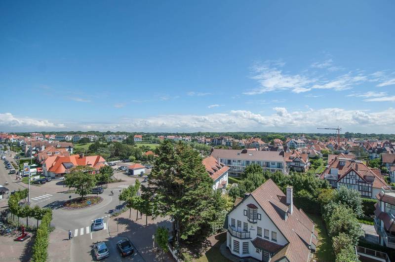 VERHUUR  Appartement 4 SLPK Knokke-Zoute -Penthouse Kustlaan met schitterend terras