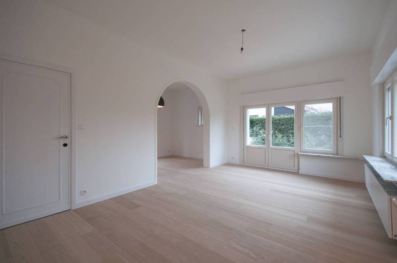 VERHUUR Villa 4 SLPK Knokke-Heist -Alleenstaande villa te Duinbergen