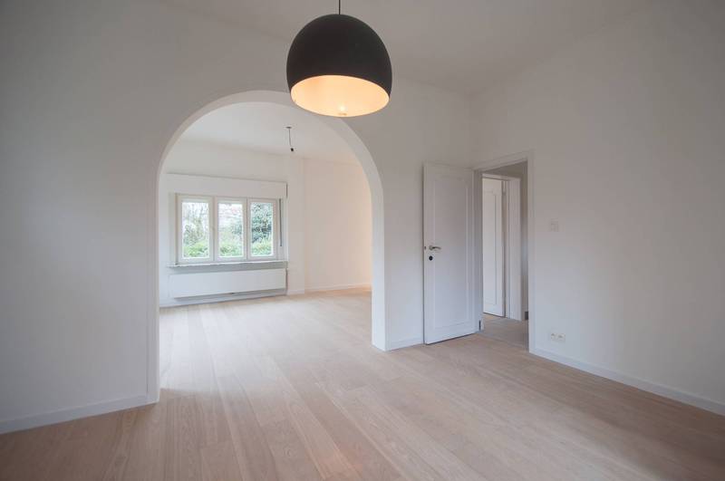 VERHUUR Villa 4 SLPK Knokke-Heist -Alleenstaande villa te Duinbergen