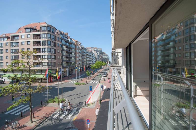 VERHUUR  Appartement 3 SLPK Knokke-Heist Lippenslaan / Smaakvolle renovatie