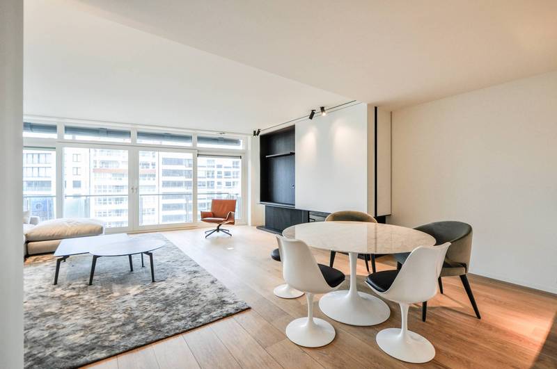 VERKOOP  Appartement 3 SLPK Knokke-Zoute -TOPLOCATIE op Albertplein / Uniek zeezicht