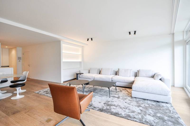 VERKOOP  Appartement 3 SLPK Knokke-Zoute -TOPLOCATIE op Albertplein / Uniek zeezicht