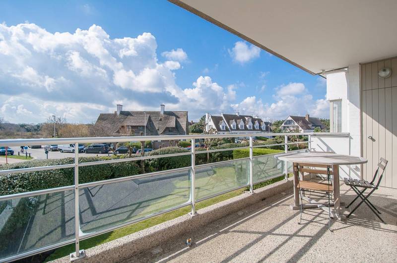 VERHUUR  Appartement 2 SLPK Knokke-Zoute - Hoekappartement met terras aan RBSC Zoute / Zwinbosjes