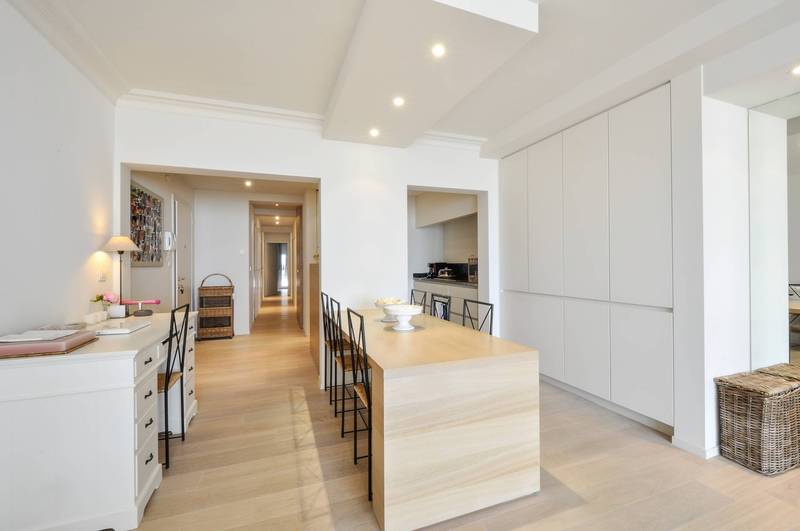 VERKOOP  Appartement 3 SLPK Knokke-Zoute -Zeedijk Zoute / vlakbij Albertplein